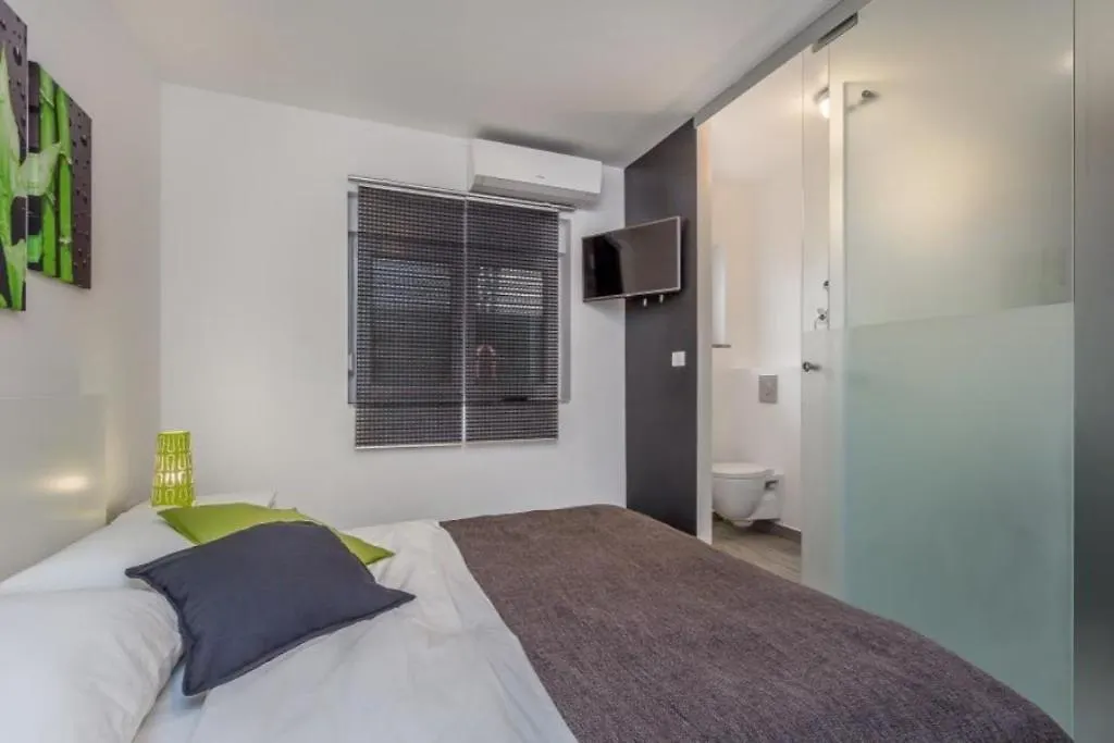 Casa Moderna Villa Pula 0*,  Croatia